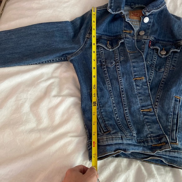 Levis jacket - Picture 8 of 9